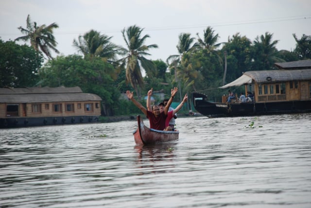 Wetravel.to - In the backwaters of Kochin - Kerala
